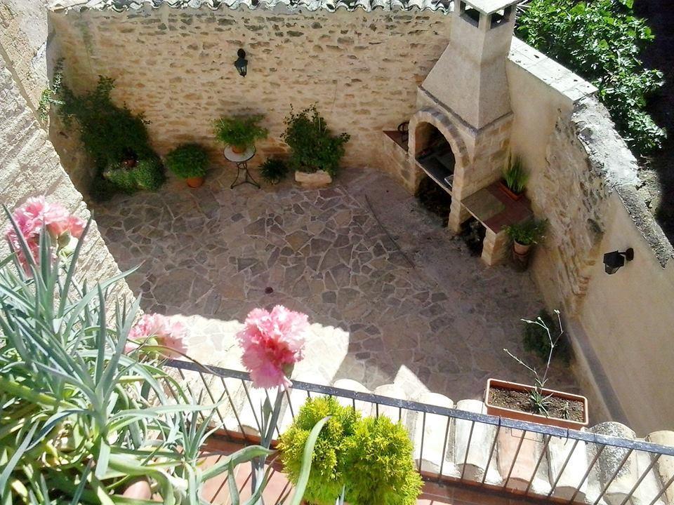 Las Bodegas Del Gilo Valdealgorfa Rom bilde